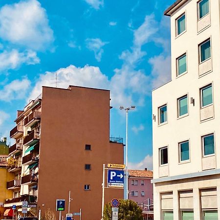Pang'S Guesthouse Mestre Zewnętrze zdjęcie